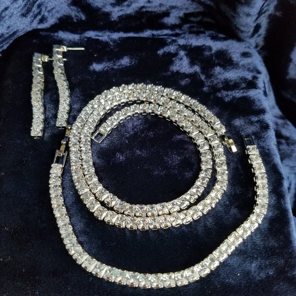 Swarovski Elements 925 Sterling Silver Princess-cut Square Tennis Bracelet NEW - Picture 6 of 9